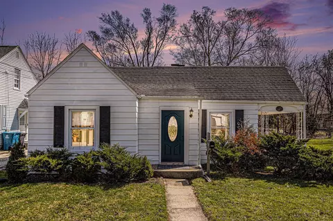 3023 Lowell, Kalamazoo, MI 49001