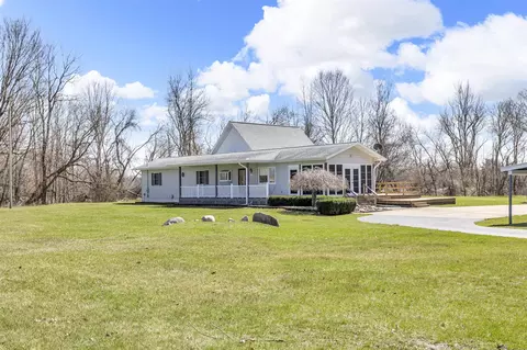 10091 S County Line, Homer, MI 49245