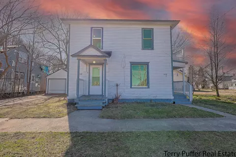 233 Delaware, Muskegon, MI 49442