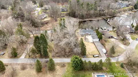 Vl Willows, Spring Lake, MI 49456 photo 3
