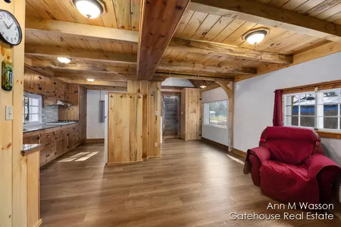 Entry Way - 11601 Killdeer, Lakeview, MI 48850 photo 2 of 4
