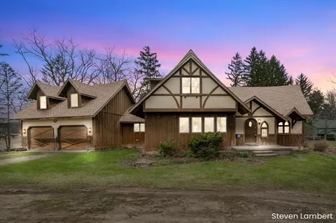 6116 S Bradley, Bellevue, MI 49021
