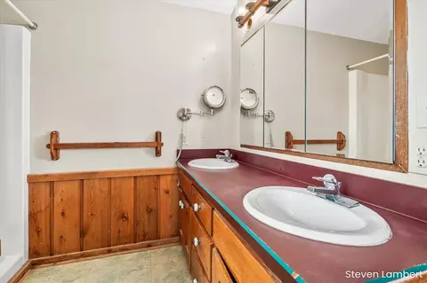 Bath - 6116 S Bradley, Bellevue, MI 49021 photo 3 of 3