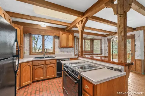 Kitchen - 6116 S Bradley, Bellevue, MI 49021 photo 1 of 2