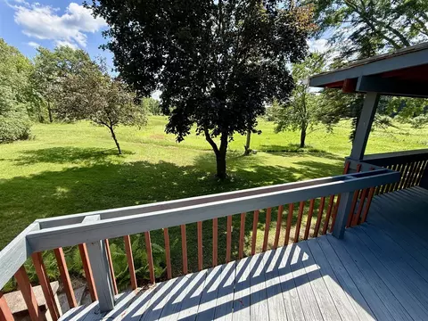 Exterior - 10976 Dewey, Munith, MI 49259 photo 13 of 17