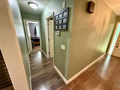 Entry Way - 10976 Dewey, Munith, MI 49259 photo 3 of 3