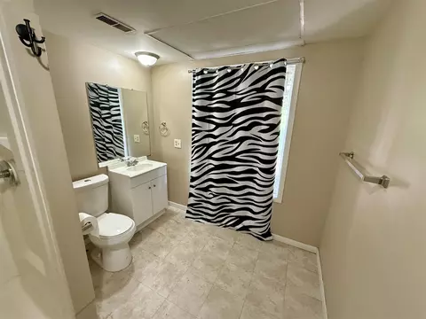 Bath - 10976 Dewey, Munith, MI 49259 photo 3 of 3