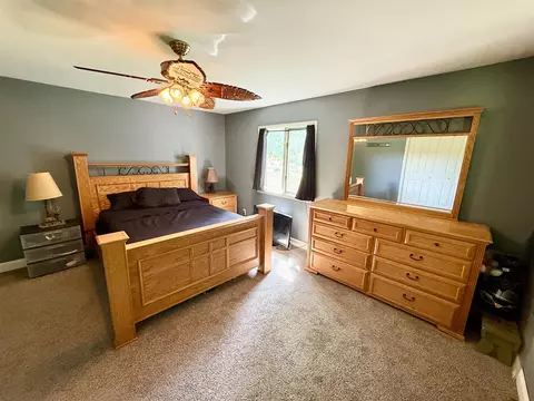 Bedroom - 10976 Dewey, Munith, MI 49259 photo 1 of 2