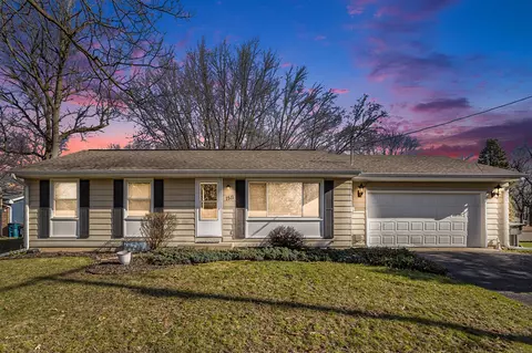 1511 Forest, Portage, MI 49002