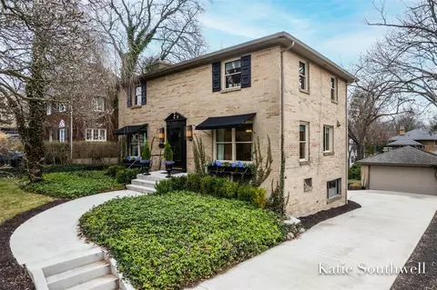 421 Plymouth, Grand Rapids, MI 49506