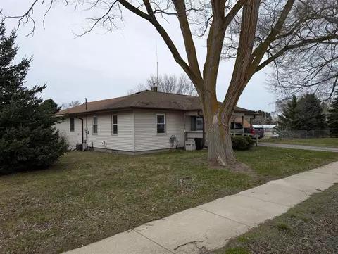 703 6th, Ludington, MI 49431
