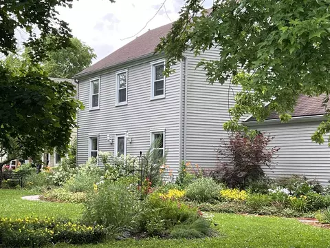 3812 Hillside, Ypsilanti, MI 48197