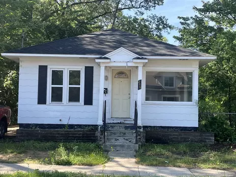255 W W Smt, Muskegon Heights, MI 49444