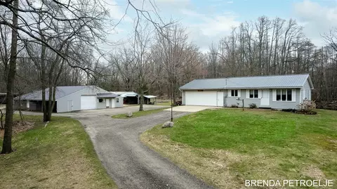 5979 134th, Hamilton, MI 49419