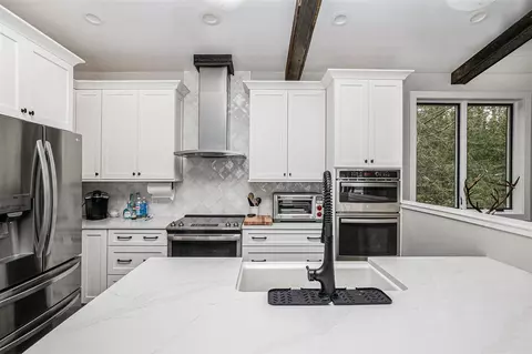 Kitchen - 7505 S Lakeshore, Pentwater, MI 49449 photo 1 of 1