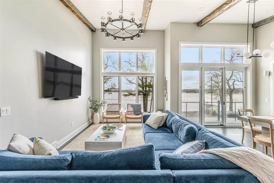 Living - 7505 S Lakeshore, Pentwater, MI 49449 photo 1 of 1