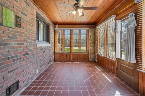 Exterior - 509 S Wisner, Jackson, MI 49203 photo 4 of 16