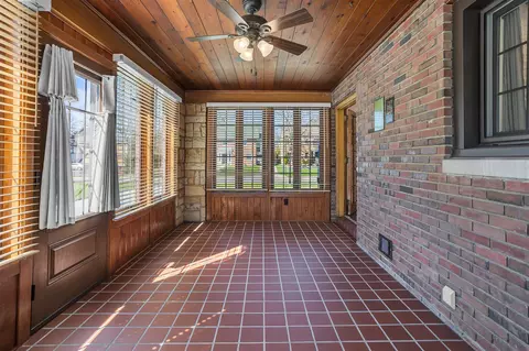 Exterior - 509 S Wisner, Jackson, MI 49203 photo 5 of 16