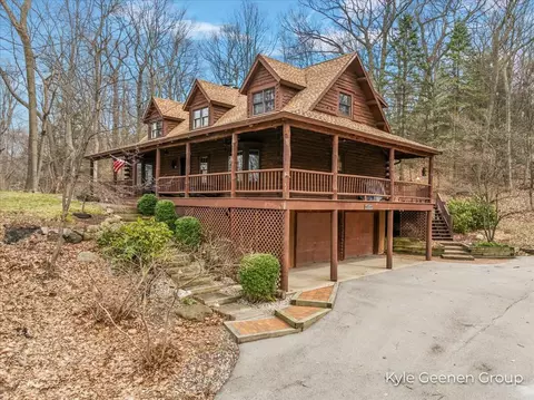 8963 Lakeshore, West Olive, MI 49460