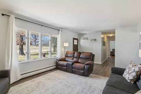 Living - 4701 Blackman, Jackson, MI 49201 photo 4 of 4