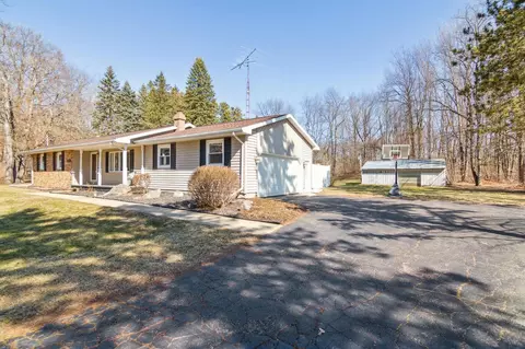 Exterior - 4701 Blackman, Jackson, MI 49201 photo 3 of 18