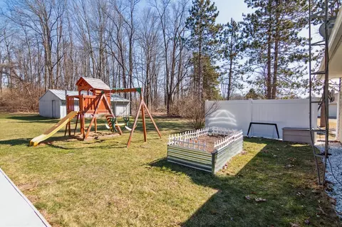 Exterior - 4701 Blackman, Jackson, MI 49201 photo 8 of 18