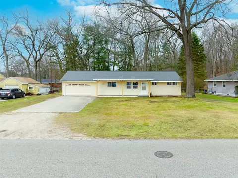 1953 Maryland, Muskegon, MI 49441