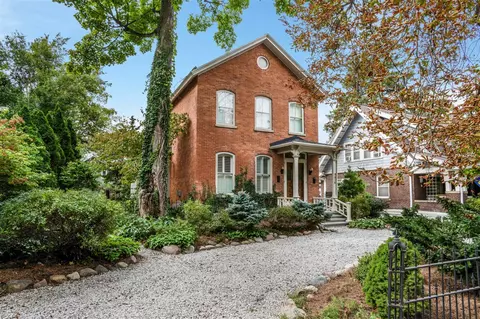 1319 W Huron, Ann Arbor, MI 48103