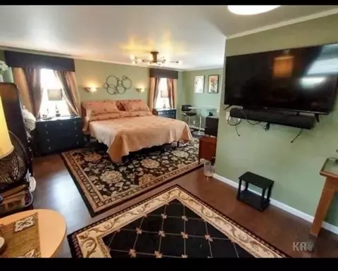 Bedroom - 280 Shearer, Gladwin, MI 48624 photo 4 of 5