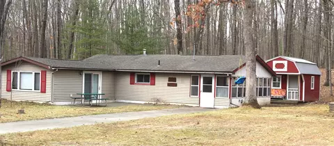 7804 E Navajo, Branch, MI 49402