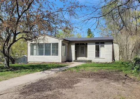 539 Wright, Grand Rapids, MI 49505