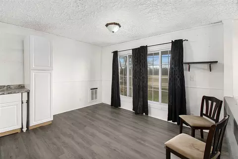 5459 W Lansing, Perry, MI 48872 photo 4