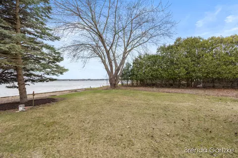 V/l E Suwanee, Howard City, MI 49329