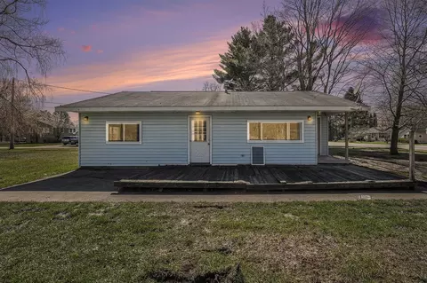 234 Mary, Newaygo, MI 49337
