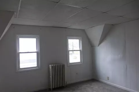 Bedroom - 516 Cedar, Niles, MI 49120 photo 2 of 2