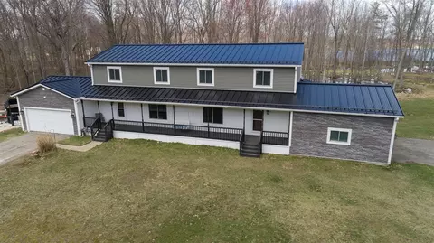 Exterior - 31544 Brandywine, Gobles, MI 49055 photo 10 of 11