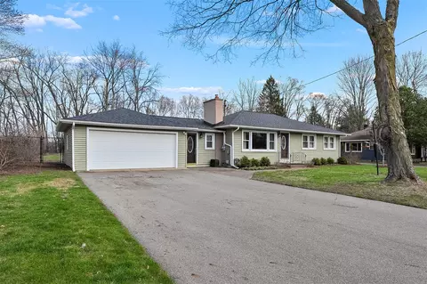 3878 Jennings, Kalamazoo, MI 49048