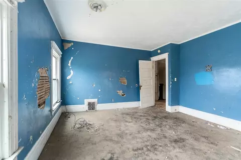Bedroom - 405 Steward, Jackson, MI 49201 photo 2 of 7