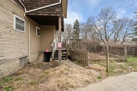 Exterior - 405 Steward, Jackson, MI 49201 photo 3 of 4
