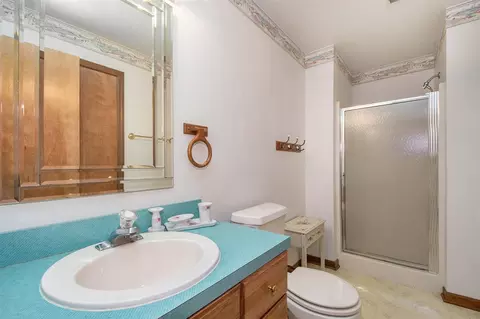 Bath - 807 Bradford, Belding, MI 48809 photo 3 of 3