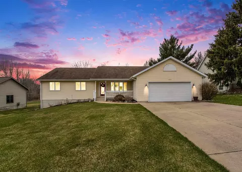 Exterior - 807 Bradford, Belding, MI 48809 photo 2 of 6