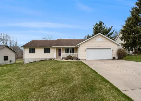 807 Bradford, Belding, MI 48809