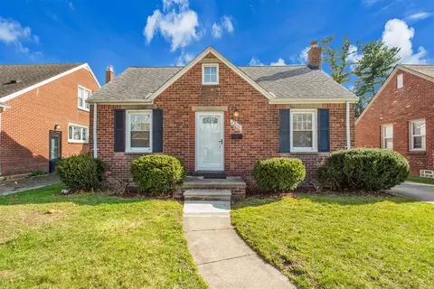 23001 Oak, Dearborn, MI 48128