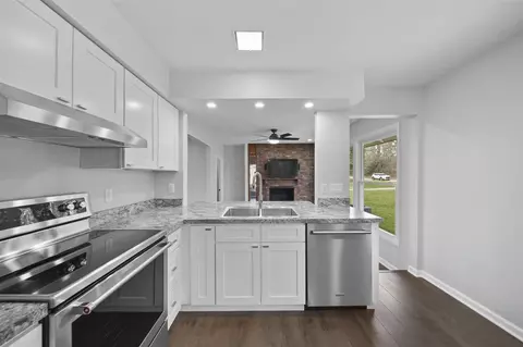 Kitchen - 2500 N Dancer, Dexter, MI 48130 photo 2 of 3