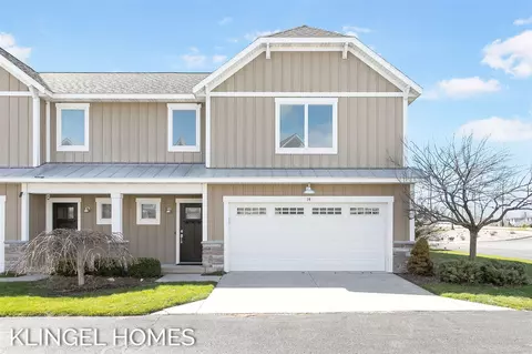 920 W Savidge #14, Spring Lake, MI 49456