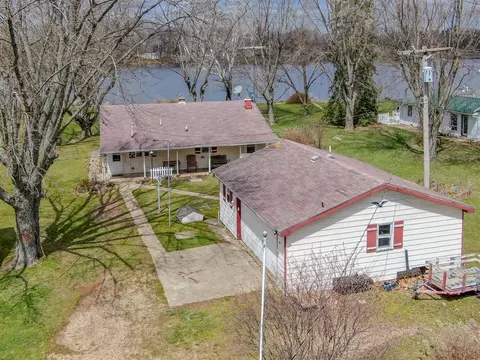 23178 Van Resort, Mendon, MI 49072