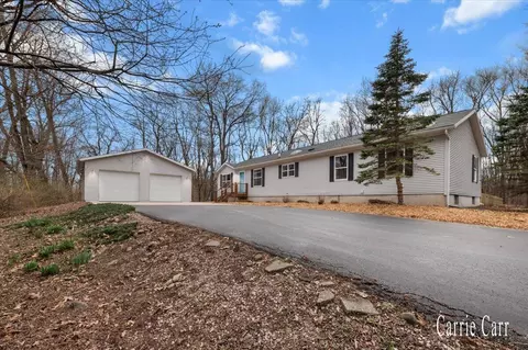 10185 Morgan Mls, Greenville, MI 48838