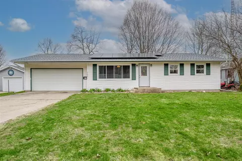 109 Austin, Hartford, MI 49057
