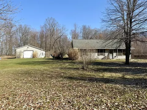 1545 Van Vleck, Fenwick, MI 48834