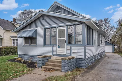 251 E 13th, Holland, MI 49423